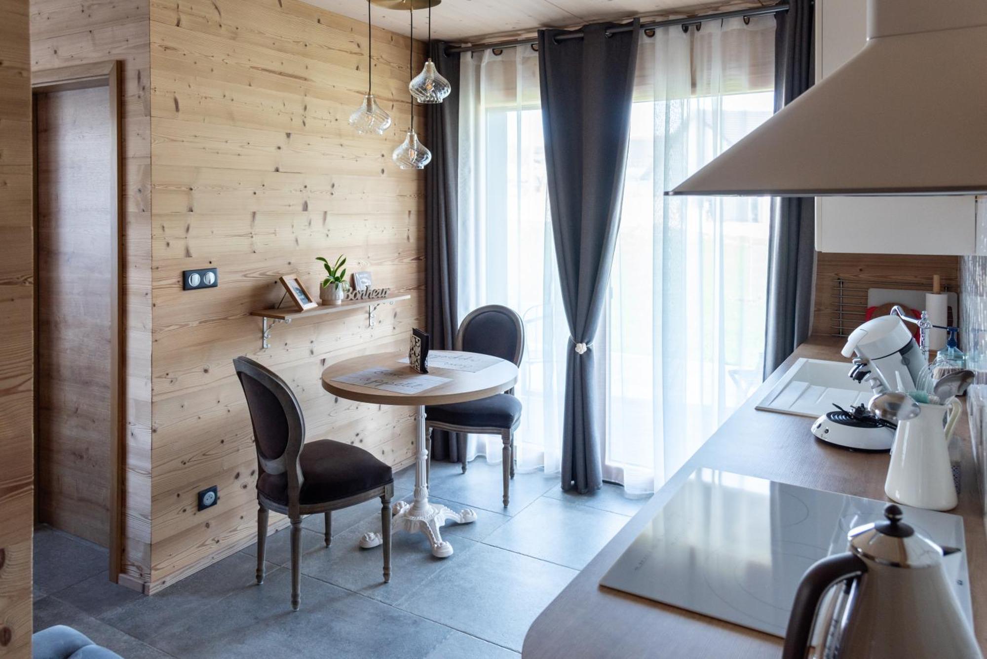 Boutique Hotel - Notre Chalet Les Fourgs Exterior foto